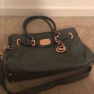 Used Michael Kors Purse with matching wallet